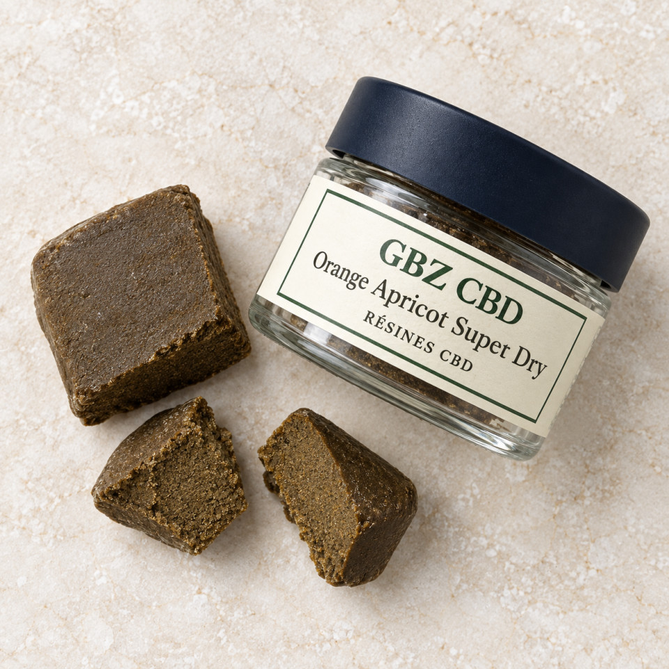 Orange Apricot Super Dry — mise en scène du conditionnement GBZ CBD